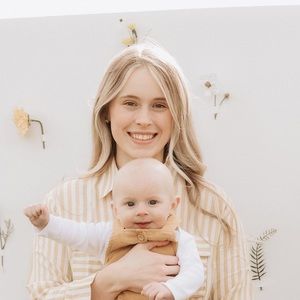 Meet your Posher, Caitlin